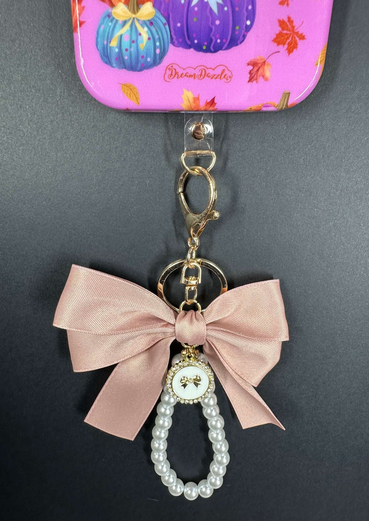 Vintage Pink Large Bow Pearl Finger Phone Strap